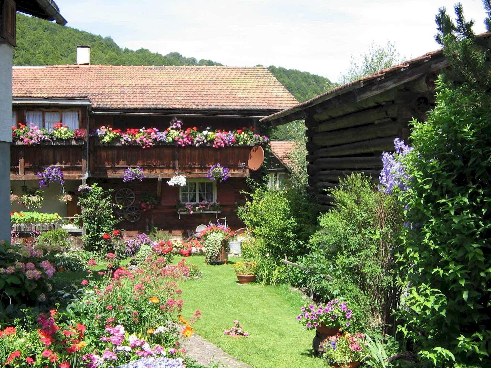 Hotel Alpenbad Bad Serneus 3*