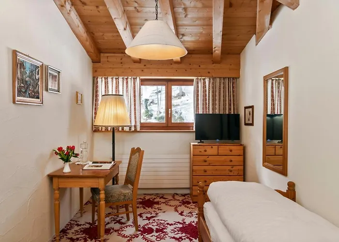 Hotel Bad Serneus
