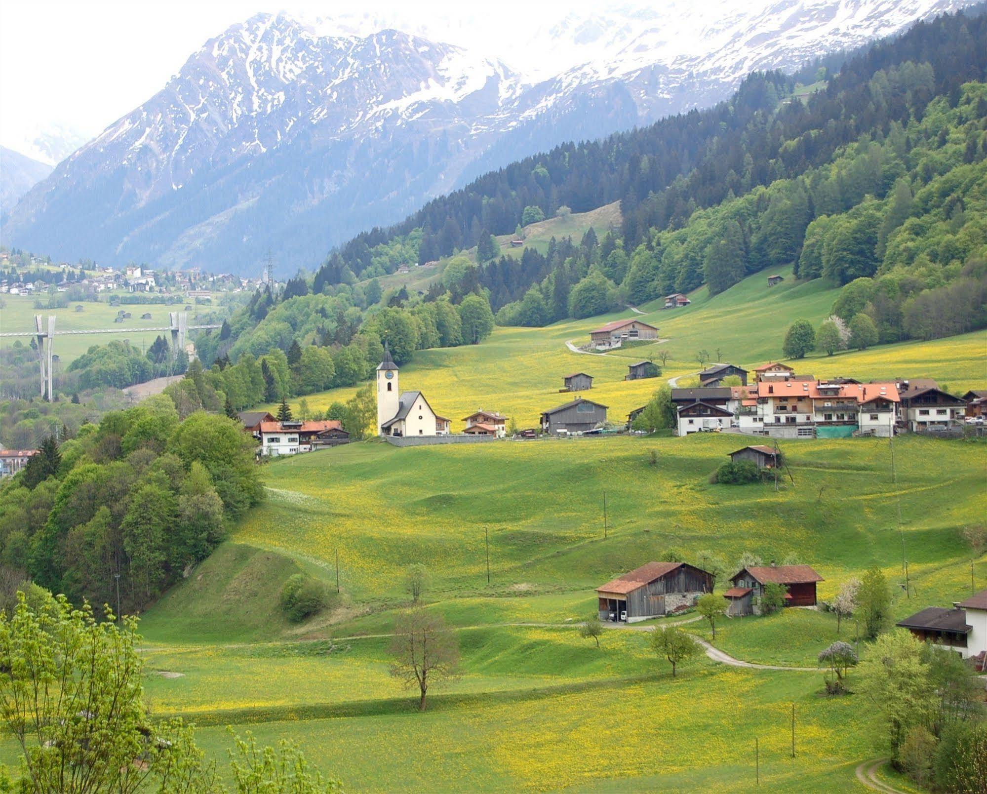 Hotel Bad Serneus 3*